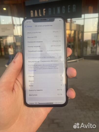 iPhone Xs, 64 ГБ