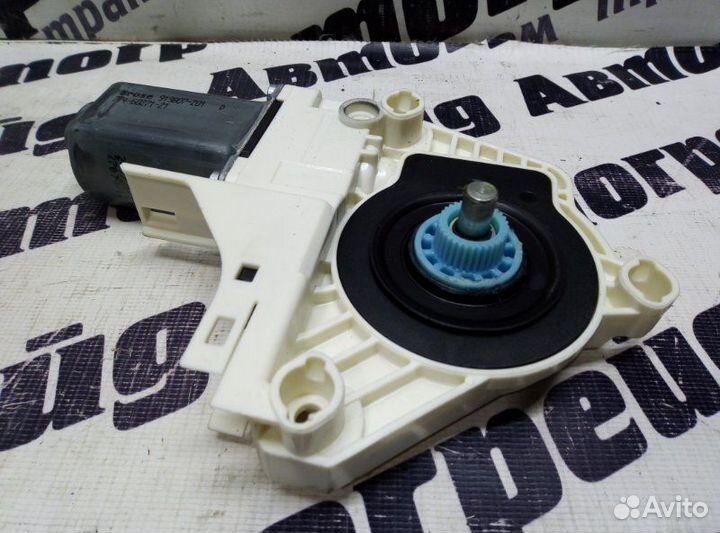 Мотор стеклоподъемника передний правый Audi Q5 8RB