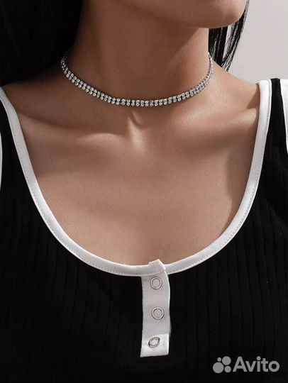 Чокер со стразами