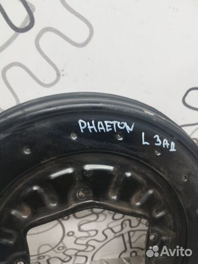 Пыльник тормозного диска задний левый Volkswagen