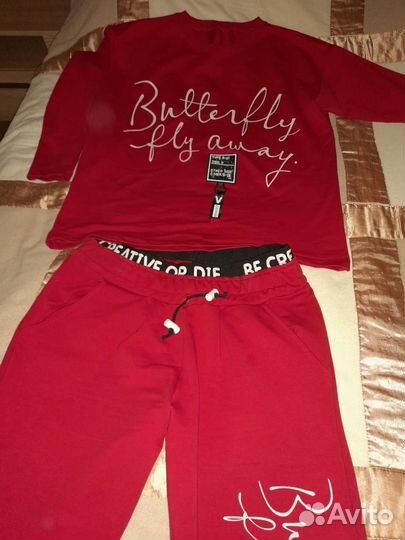 Костюм спортивный