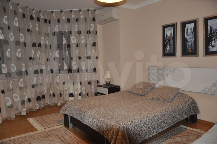 3-к. квартира, 127 м², 4/7 эт.