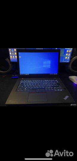 В идеальном состоянии, стоит чистая Windows 10 Pro