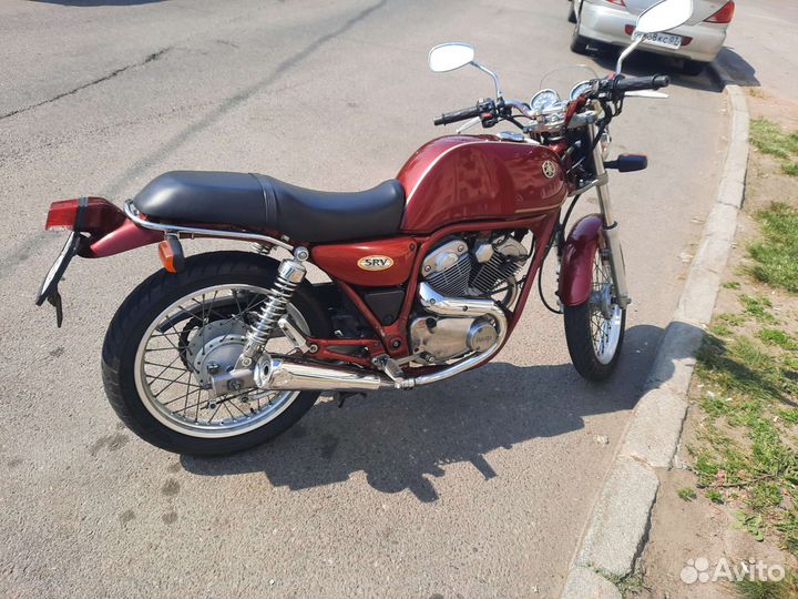 Мотоцикл Yamaha SRV