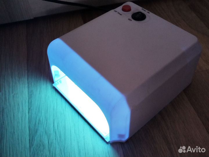 Лампа для ногтей