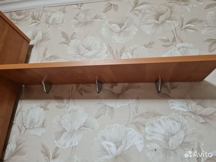 Полка навесная