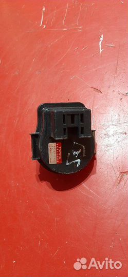 Датчик давления пневмоподвески Lexus Gs