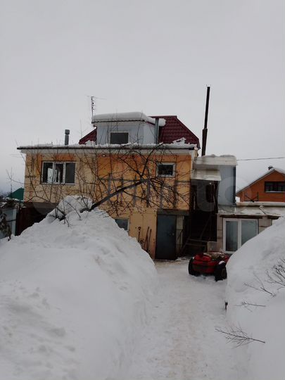 Дом 170 м² на участке 8 сот.