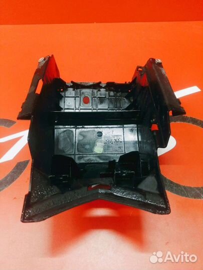 Пластик подрамника BMW S1000RR 10-14