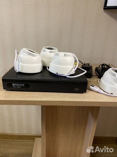 Комплект аналогового видеонаблюдения