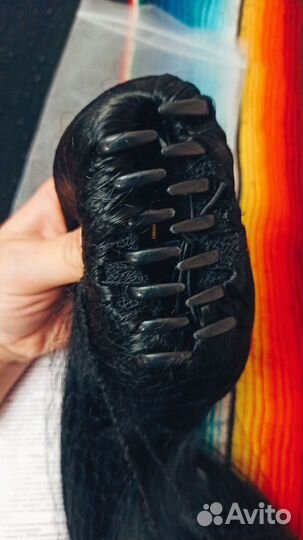 Хвост шиньон на крабе черный