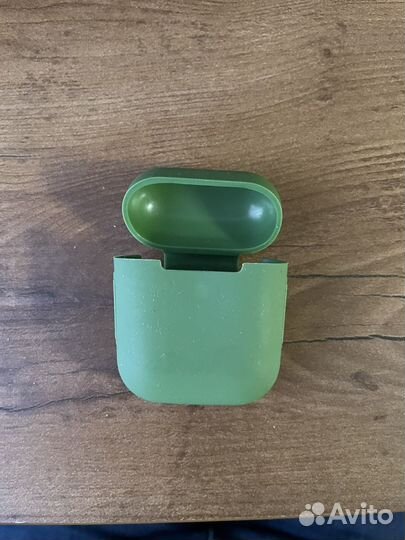 Чехлы на airpods 1/2
