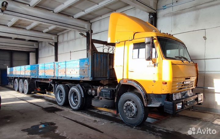 КАМАЗ 54115 с полуприцепом, 2007