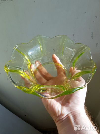 Тарелка уран стекло