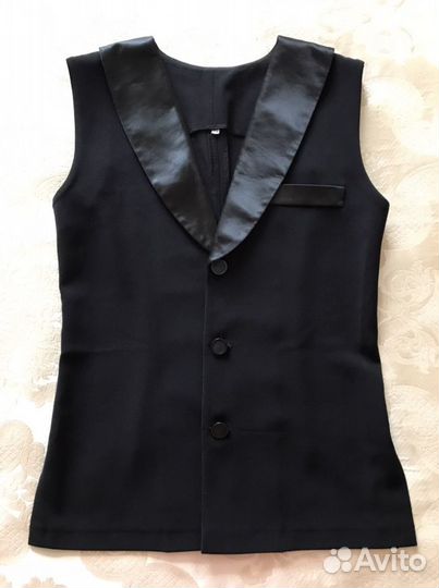 Жилетка для мальчика для занятий бальными танцами