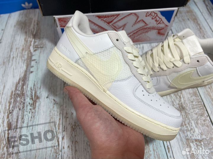 Nike Air Force 1