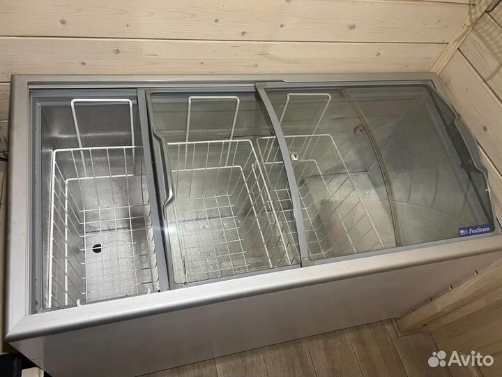 Морозильный ларь UBC