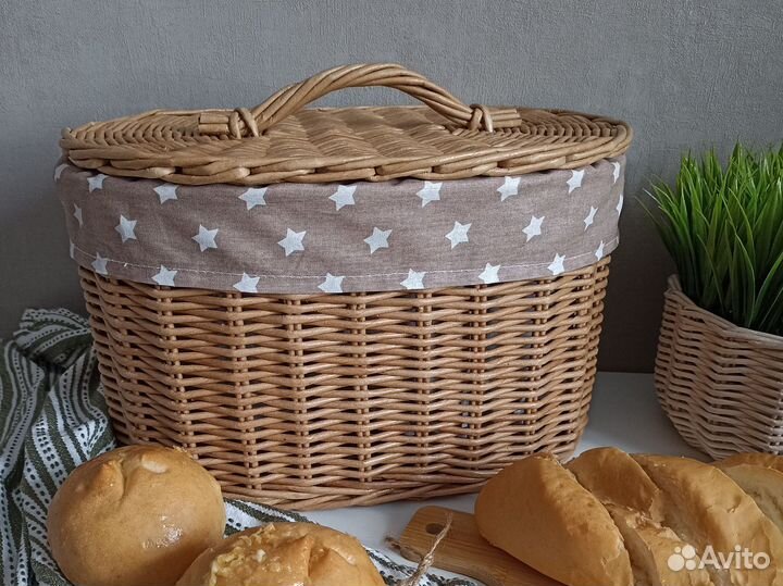 Овальная хлебница