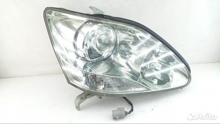 Фара правая Toyota Celsior UCF31 3UZ 2004