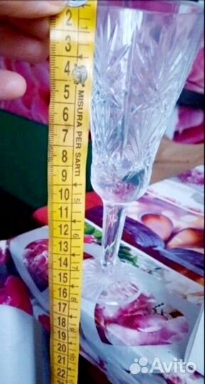 Хрустальные рюмки и бокалы