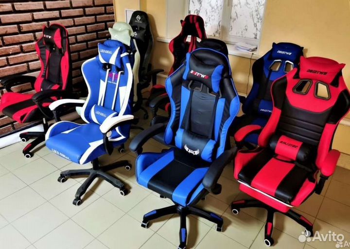 Новое геймерское компьютерное кресло