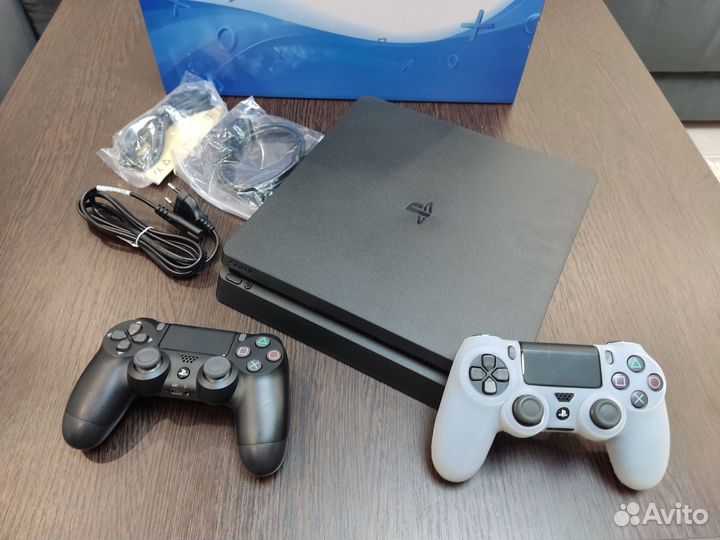 PS4 Slim+2 джоя+47 игр (идеал)