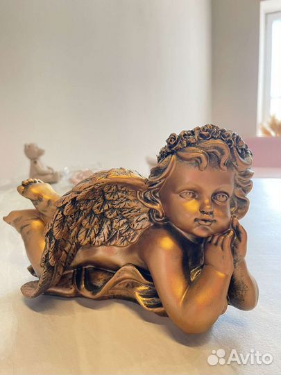 Фигура ангел