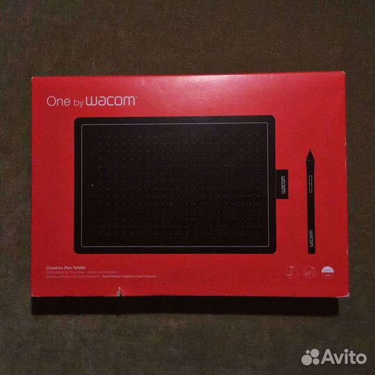 Графический планшет Wacom by one Medium