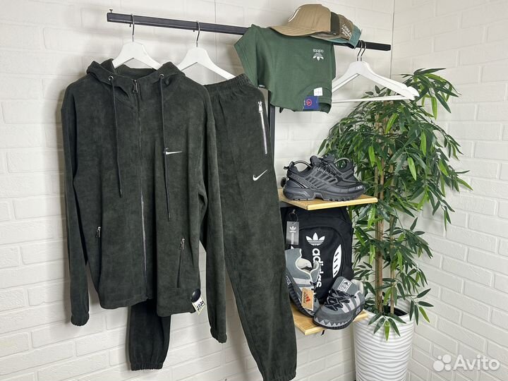 Костюм спортивный Nike S,M,L хаки