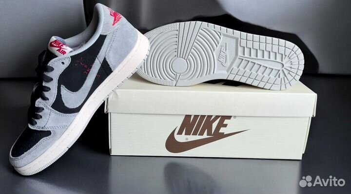 Кроссовки Найк SB Travis Scott EUR 42 и 44