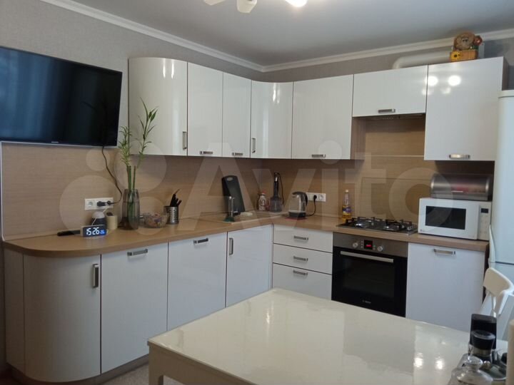 2-к. квартира, 67 м², 1/9 эт.