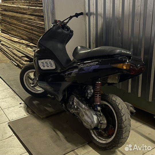 Gilera runner 180