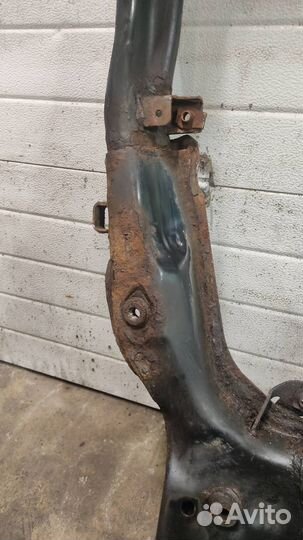 Подрамник передний Land Rover Freelander 2 2008