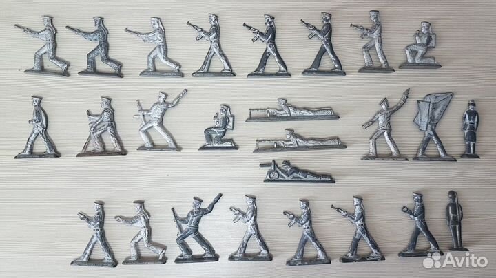 Металлические солдатики и воины. СССР