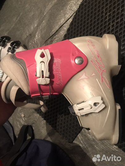 Горнолыжные ботинки детские 18- 19.5