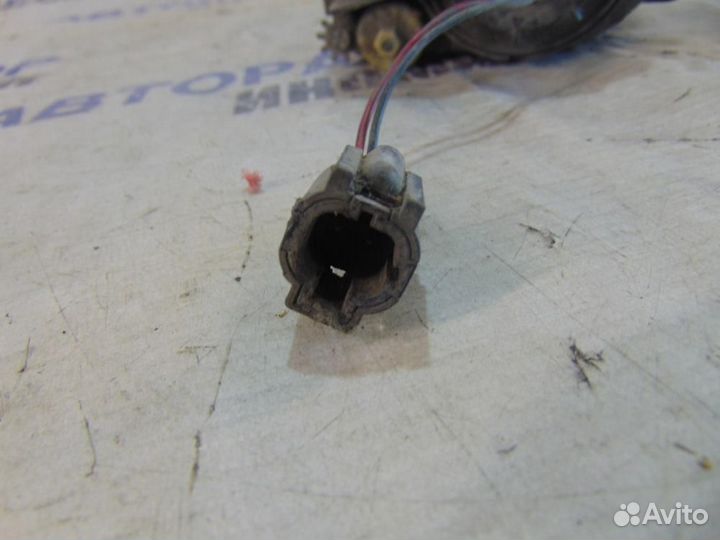 Фара противотуманная правая для Nissan Cefiro 2 1