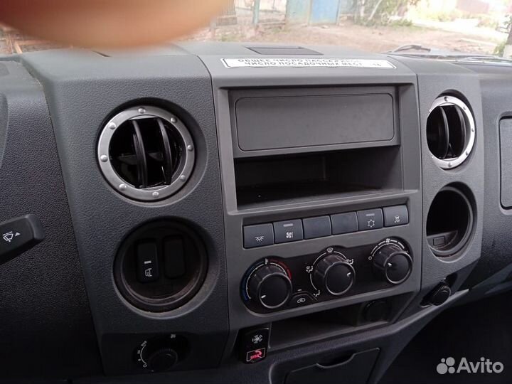 ГАЗ ГАЗель Next 2.7 МТ, 2022, 210 км