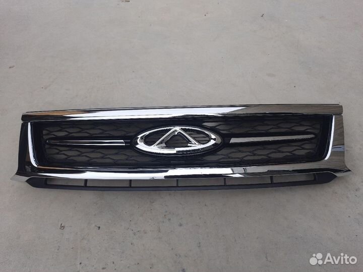 Решетка радиатора T218401010BD для Tiggo 5 рестайл