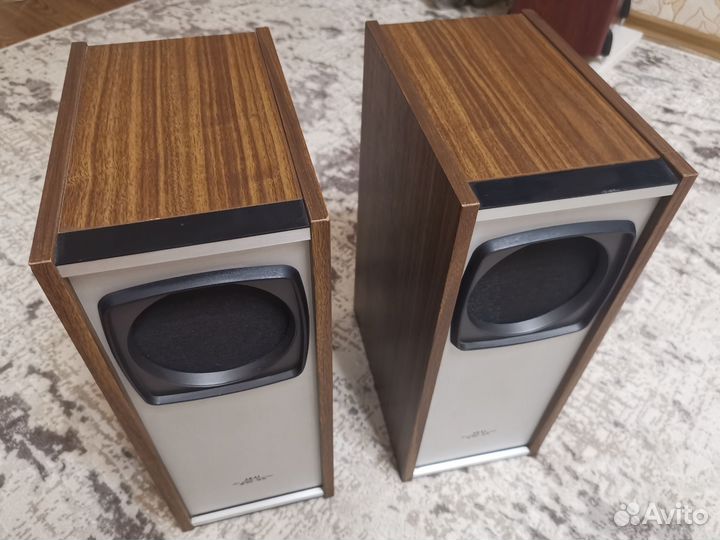 Акустика akai jet road system SW-35