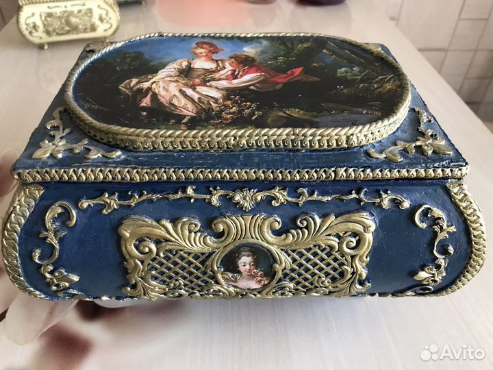 Шкатулка из папье-маше