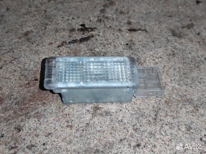 Плафон салонный Volkswagen Passat B6 BLR 2006