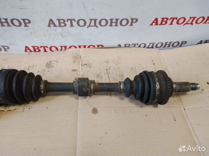 Полуось привод передний правый Opel Astra H