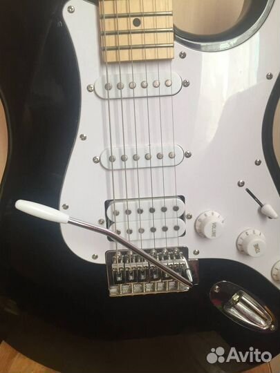 Электрическая гитара Fabio ST 200