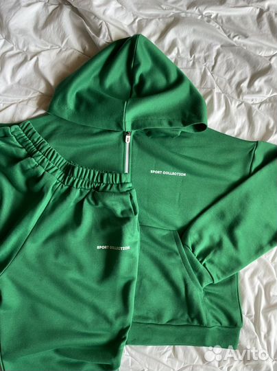 Спортивный костюм