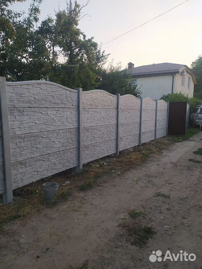 Забор из бетона