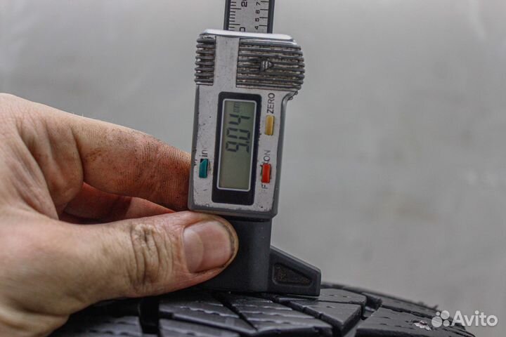 Goodyear Ultragrip 600 175/65 R14 86T