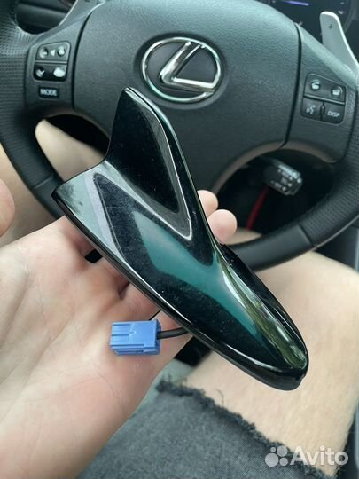 Плавник lexus GS / IS