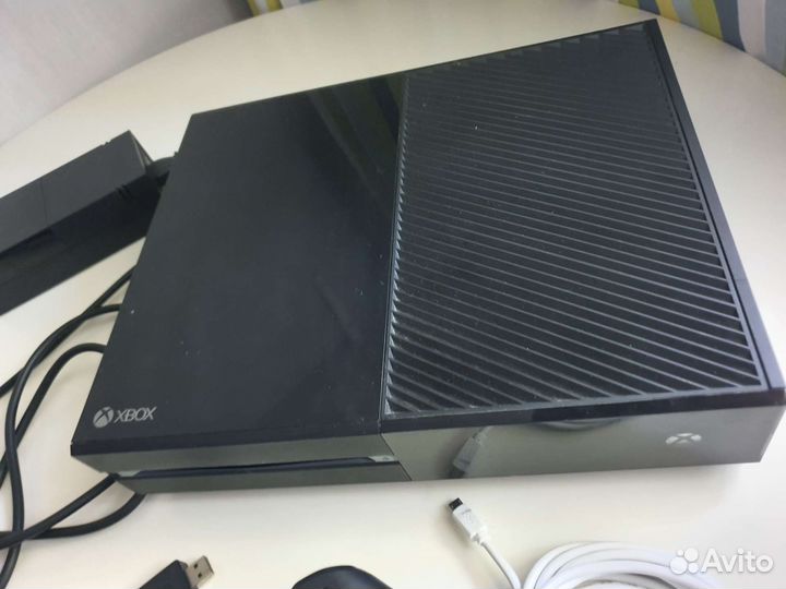 Xbox One 500 gb