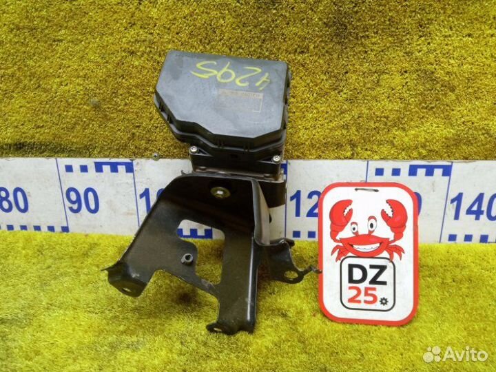 Блок abs передний Lexus Rx350 GGL10W/GGL10L/GGL10