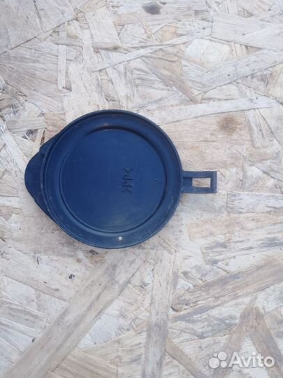 Крышка бачка омывателя Toyota